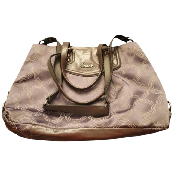 Coach Handbags - Coach Purse